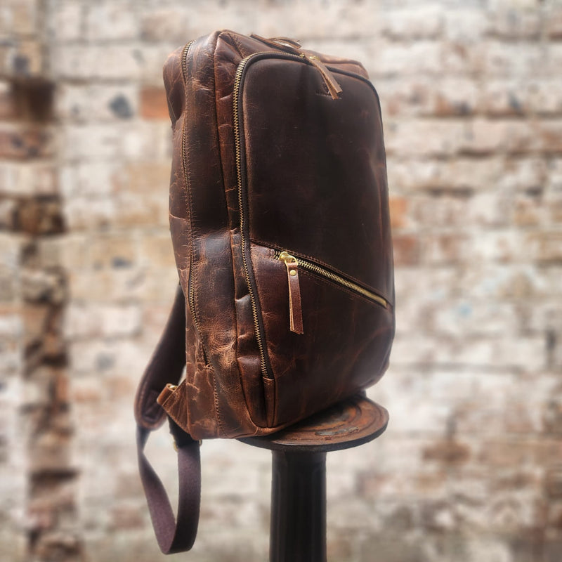 PHILLIP ISLAND 18-BUFFALO-ZIP-BACKPACK-BROWN